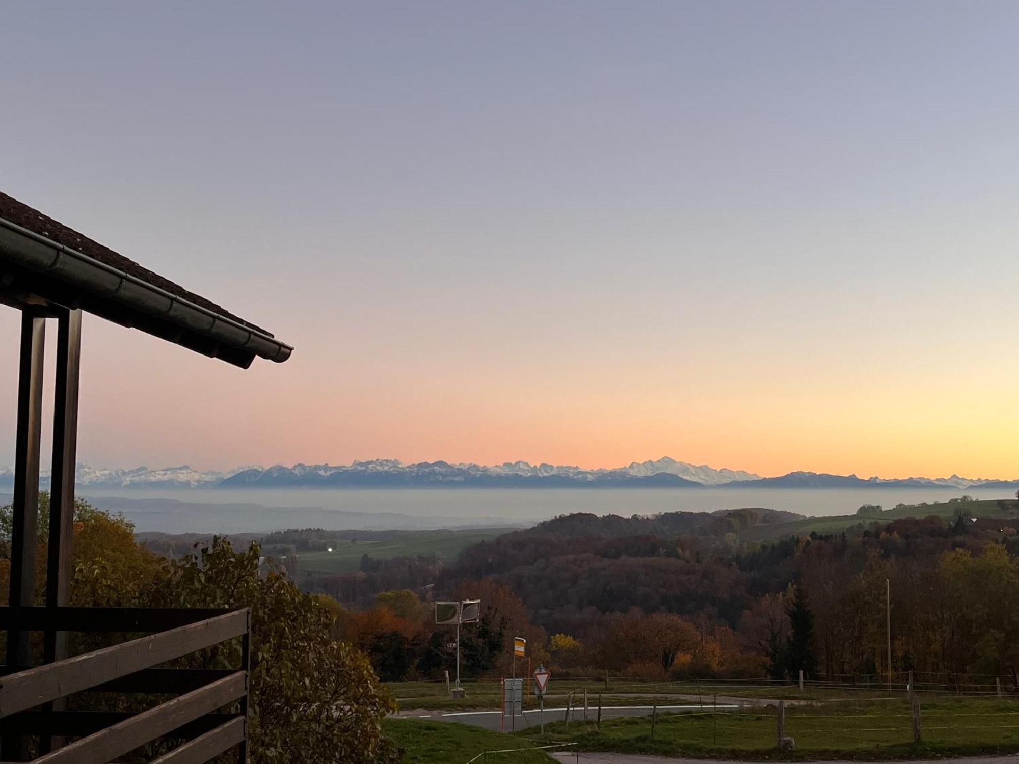 La Croisee Des Chemins Premier Exterior photo